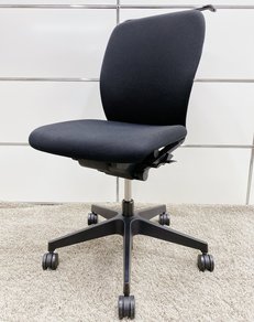 【シンプルで無駄にないデザイン】リクライニングロック等人気の調整機能完備でこのお値段！コスパ◎　★