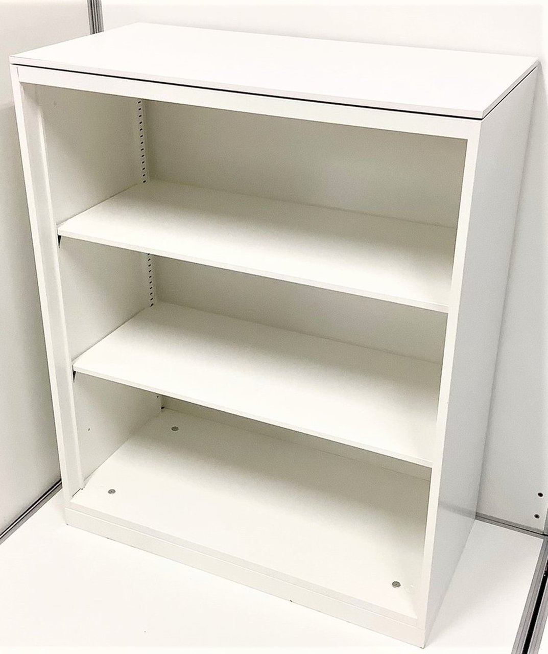 【よく使うカタログや資料の収納に！】■オカムラ製　オープン書庫　ホワイト　天板付き

                        レクトライン 
                                    中古
            