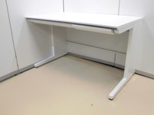 【コクヨ製】【ホワイト】【平机】【6台入荷】【引き出しホワイト】