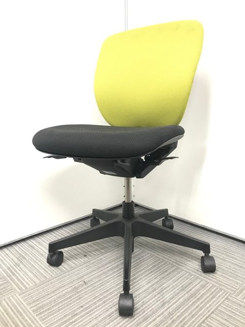 【中古】プラオ  KE240GH-ST1T1L6 イトーキ（ITOKI） 肘無ローバックチェア