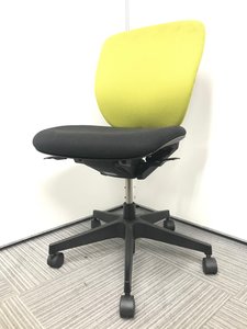 【在庫入替セール】【1脚限定】イトーキ｜プラオ｜鮮やかなライトグリーン｜ランバーサポート付きで腰にも優しい！【関西在庫数ナンバーワン・尼崎店】