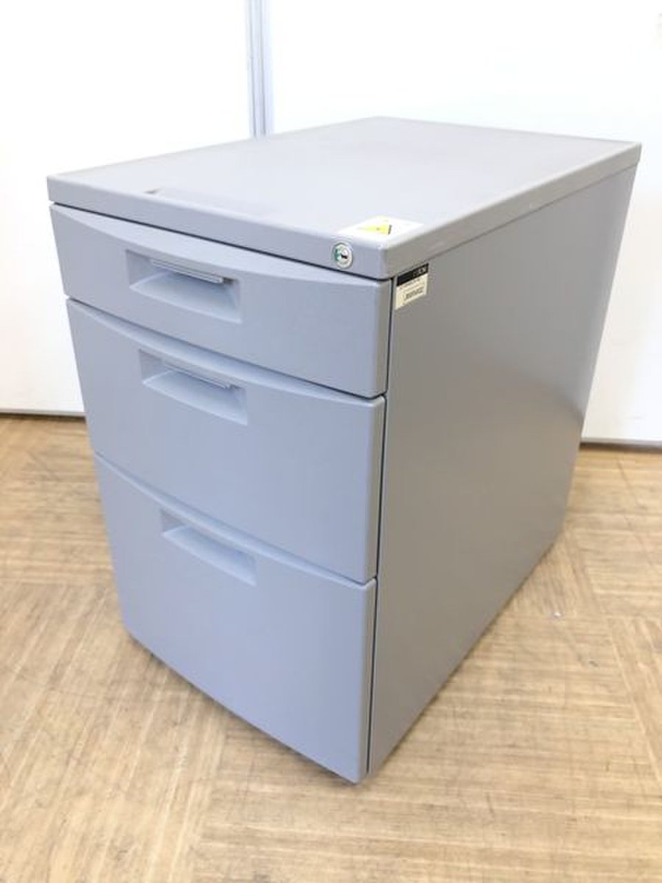 【尼崎店限定価格！！】イトーキ｜CZ｜3段ワゴン｜定番グレーカラー！！【関西在庫数ナンバーワン・尼崎店】
                        CZ 
                                    中古
            