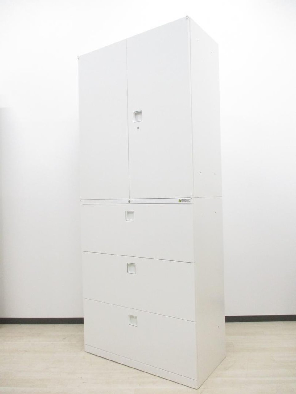 【人気】【ハイキャビネット】王道シリーズ入荷致しました！【倉庫在庫品】【鍵1本作成無料！】
                        レクトライン 
                                    中古
            