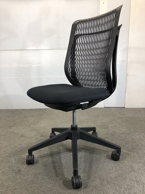 【中古】AJ（エージェイ）   ウチダ（UCHIDA) 肘無ハイバックチェア