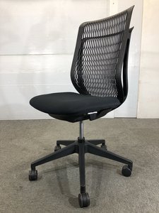 【内田洋行/AJ】オフィスチェア/ハイバックで取っ手付きの存在感あるチェアです。【ロット入荷】