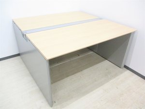 2名用としておすすめ！ナチュラル木目のフリーアドレスデスク入荷！オカムラ/プロユニットフリーウェイ/ナチュラル