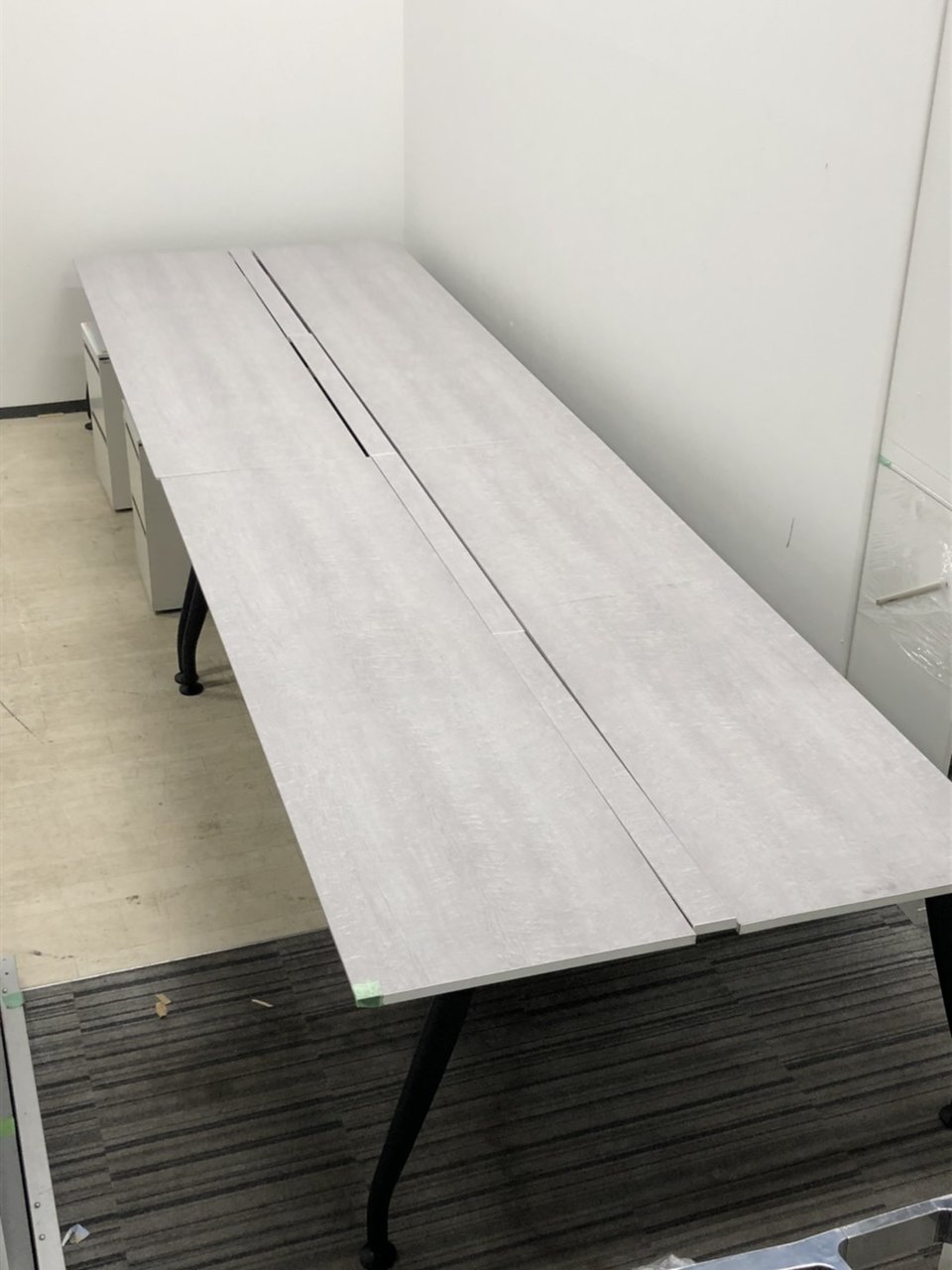 奥が深いカラーリング！コクヨ製フリーアドレスデスク入荷！コクヨ/フリーアドレス/グレー/W4800
                        その他シリーズ
                                    中古
            