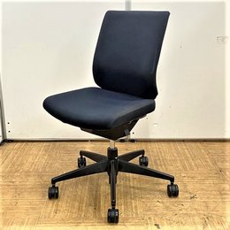 【6脚入荷】ハイコストパフォーマンスなデスクチェア！！ランバーサポートも調整可能