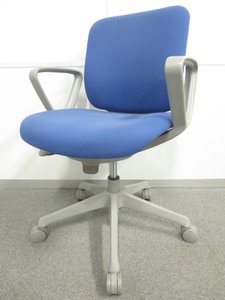 【ローコスト】オカムラ製　CG-Rブルー　【クッション厚め！】【値下品】