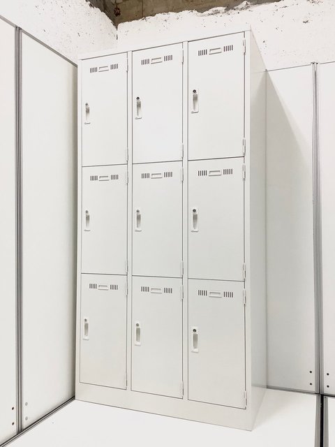 【新古】SLK  SLKW-9 生興 9人用更衣ロッカー