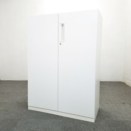 【中古】エディア   コクヨ（KOKUYO） ローキャビネット／両開き