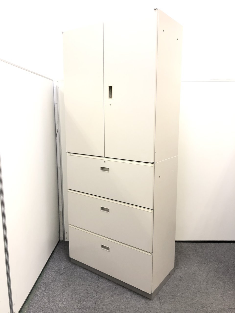 【人気書庫】イトーキの定番書庫セットが入荷！人気のニューグレーで簡単収納！
                        シンライン 
                                    中古
            