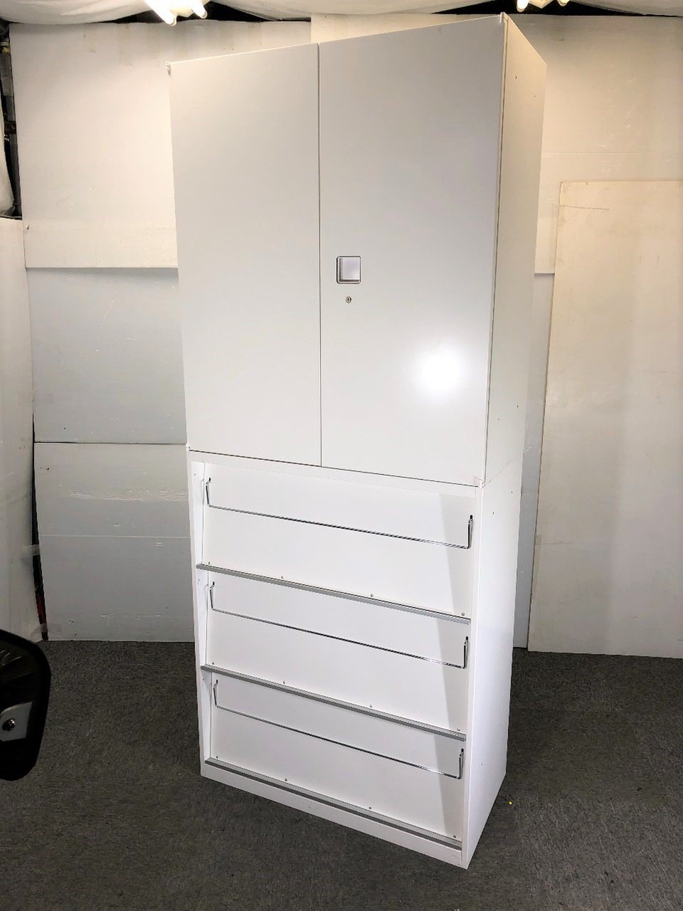 【上下書庫セット】【オカムラ】【レクトライン】【ホワイト】【福岡倉庫在庫】【キャビネット】【珍しい】【鍵付き】
                        レクトライン 
                                    中古
            