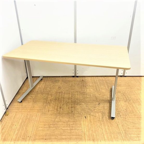【中古】その他シリーズ  オカムラ（okamura） ミーティングテーブル（会議机）