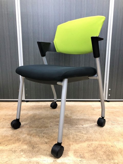 【中古】プロッティ（キャスター付）  CK-587C コクヨ（KOKUYO） スタッキングチェア