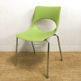 【4脚入荷】高耐久な樹脂製スタックチェア入荷！！柔らかな中間色の【セージ】