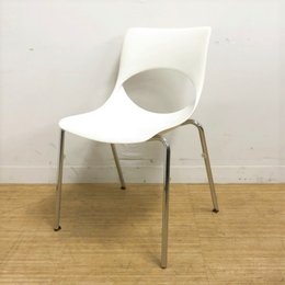 【4脚入荷】洗練された上質な空間に【ホワイトカラー】スタックタイプ