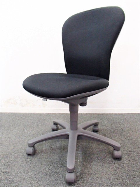 【中古】レグノ  CRS-G200F4HSB6N コクヨ（KOKUYO） 肘無ローバックチェア