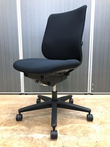 【4脚入荷】【腰痛対策】ランバーサポート搭載!あらゆるシーンに馴染むデザインと快適な座り心地【中古】【オフィス家具】【東京】【大阪】【愛知】【岐阜】