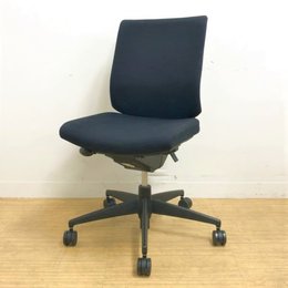 ランバーサポート付き　クッションもゆったり快適なデスクチェアがこの価格！コクヨ　ウィザード2