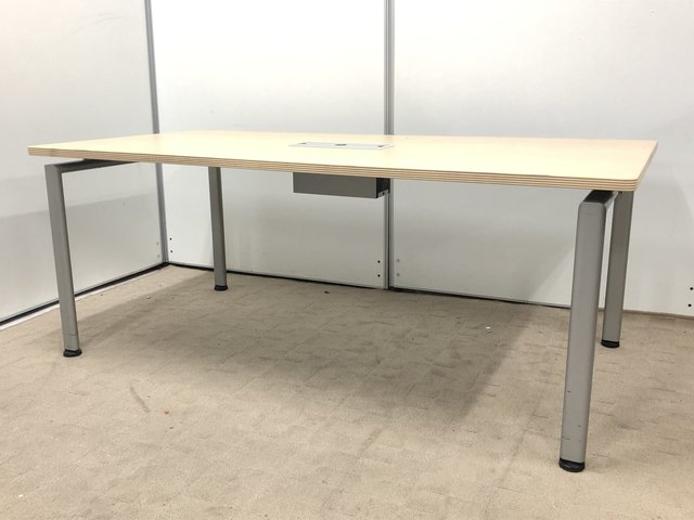 【中古】その他シリーズ  ウチダ（UCHIDA) ミーティングテーブル（会議机）