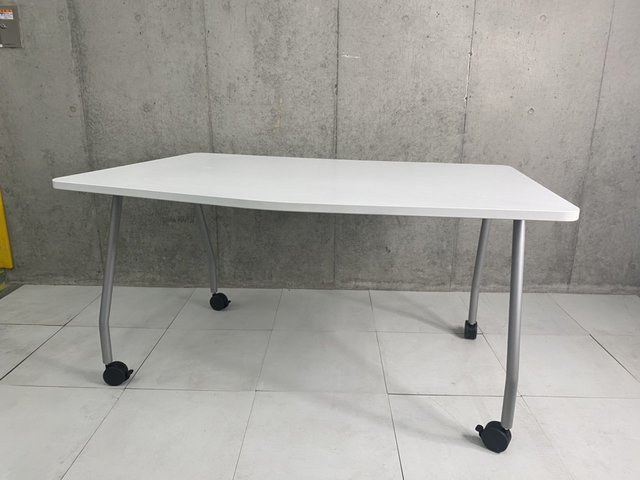 【中古】Verb  Steelcase（スチールケース） 平机