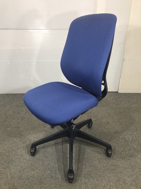 【中古】シルフィー（クッション）  C637XR 0022 K017 オカムラ（okamura） 肘無ハイバックチェア