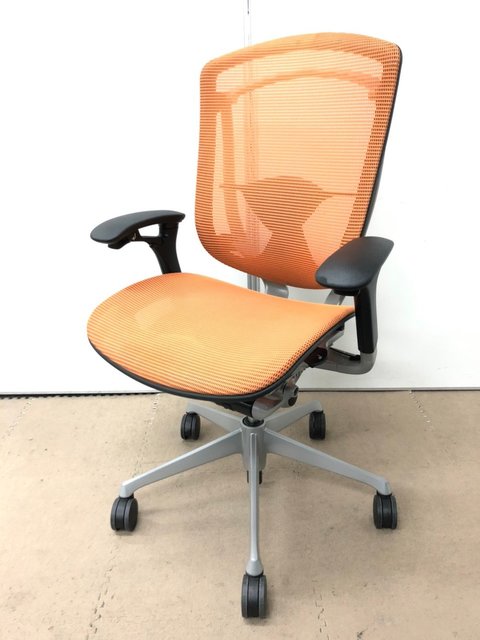 【中古】コンテッサ   オカムラ（okamura） 肘付ハイバックチェア