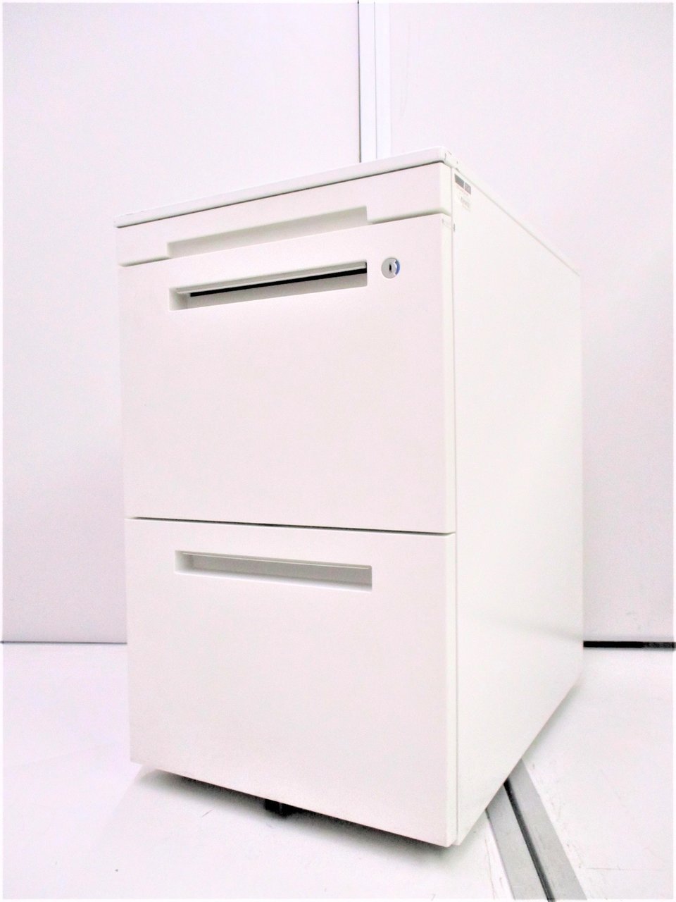 【12台限定】イトーキ｜CZR｜人気のワゴンシリーズ！収納力抜群！
                        CZR
                                    中古
            