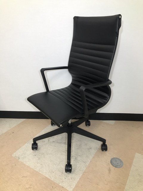 【中古】その他シリーズ M-1075 アイコ 肘付ハイバックチェア