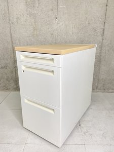 【天板木目調3段脇机】高さ720㎜のデスクにぴったり！