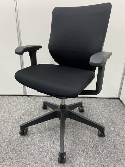 【中古】エピオス   イトーキ（ITOKI） 肘付ローバックチェア