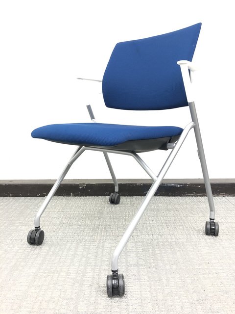 【中古】ピエガ（背クッションタイプ）   コクヨ（KOKUYO） ネスティングチェア