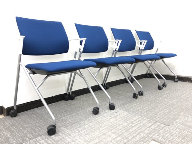 【中古】ピエガ（背クッションタイプ）   コクヨ（KOKUYO） ネスティングチェア