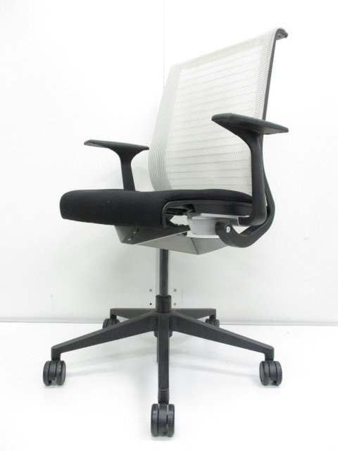 【中古】シンクチェア（座:布 S-THK-13201 Steelcase（スチールケース） 肘付ハイバックチェア