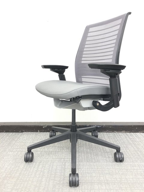 【中古】シンク2   Steelcase（スチールケース） 肘付ハイバックチェア