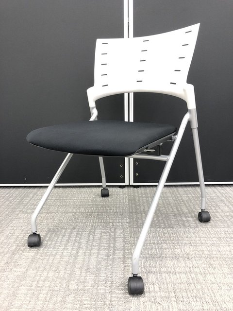 【中古】マノス   イトーキ（ITOKI） ネスティングチェア