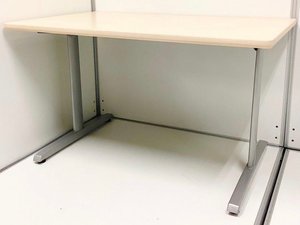 品質良好／省スペース／定番／人気／簡易応接用　◆Okamura／オカムラ　◆8177