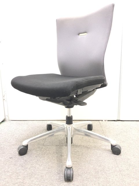 【中古】フィーゴサイドファスナー   オカムラ（okamura） 肘無ローバックチェア