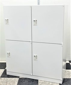 【新品買うのはモッタイナイ！】■ウチダ　4人用パーソナルロッカー　ダイヤル錠【コレはお得！レアな未使用品入荷！】