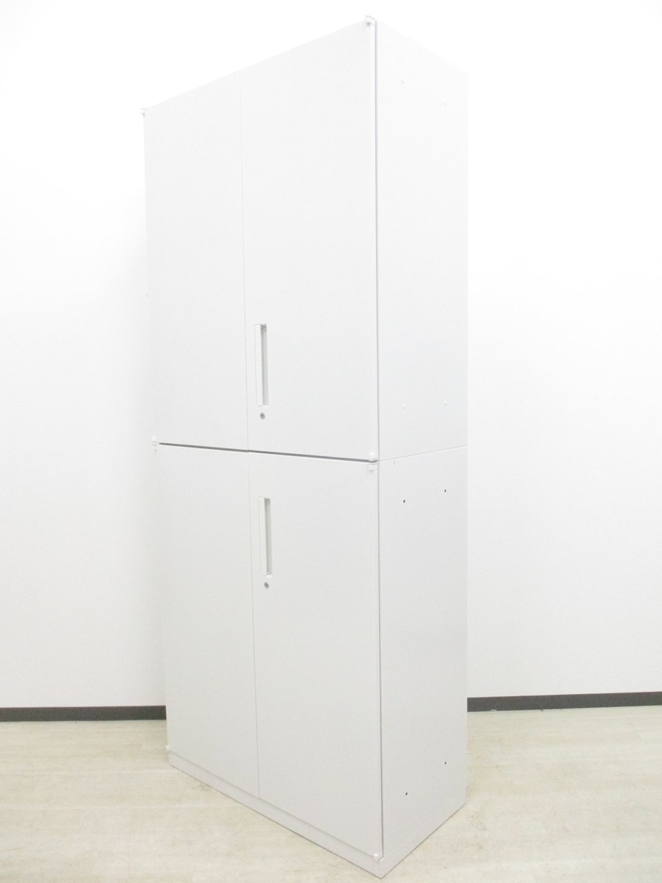 内田洋行（UCHIDA)｜HSシリーズ｜両開き｜3段ラテラル｜ホワイト【中古品】【新大阪】【北区】【淀川区】【北摂】【起業】【AM在庫】
                        HS
                                    中古
            