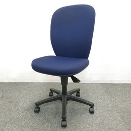 【1脚限定入荷】王道のオフィスチェア入荷! オフィス 家具 中古 イス 肘無チェア