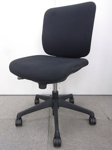 【国内メーカー製！】オカムラ製CG-Rシリーズブラックチェア！コスパ抜群のオフィスチェア！