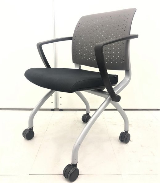 【中古】ヴィアイエム チェア  FURSYS(ファシス) CH0015シリーズ　ウチダ（UCHIDA/内田洋行） FURSYS（ファシス） ネスティングチェア