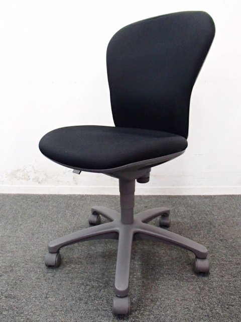 【中古】レグノ   コクヨ（KOKUYO） 肘無ローバックチェア