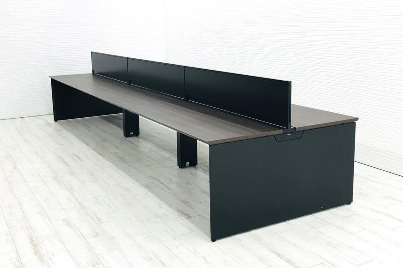 デスクトップパネル付き！モチベーションアップ間違いなしのフリーアドレスデスク！オカムラ/フリーウェイ/
                        プロユニットフリーウェイ 
                                    中古
            