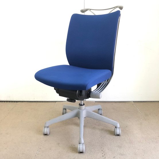 【中古】ヴィスコンテ   オカムラ（okamura） 肘無ローバックチェア