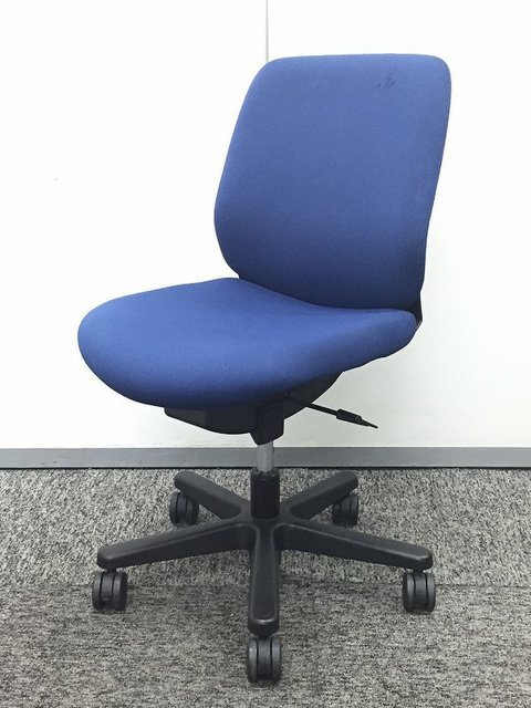 【中古】トルテ  KZ-140GB-T1N4 イトーキ（ITOKI） 肘無ローバックチェア