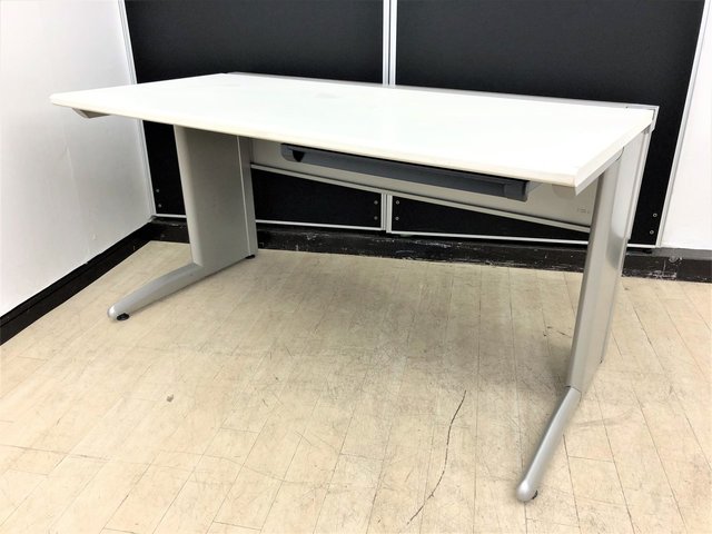 【中古】エーキューズ   イトーキ（ITOKI） 平机