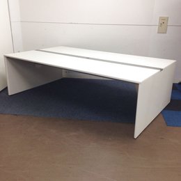 幅：2400mm　奥行き:1200mm　ホワイト天板/ホワイト脚　イトーキ　インターリンク　【在庫過多につきお安く】